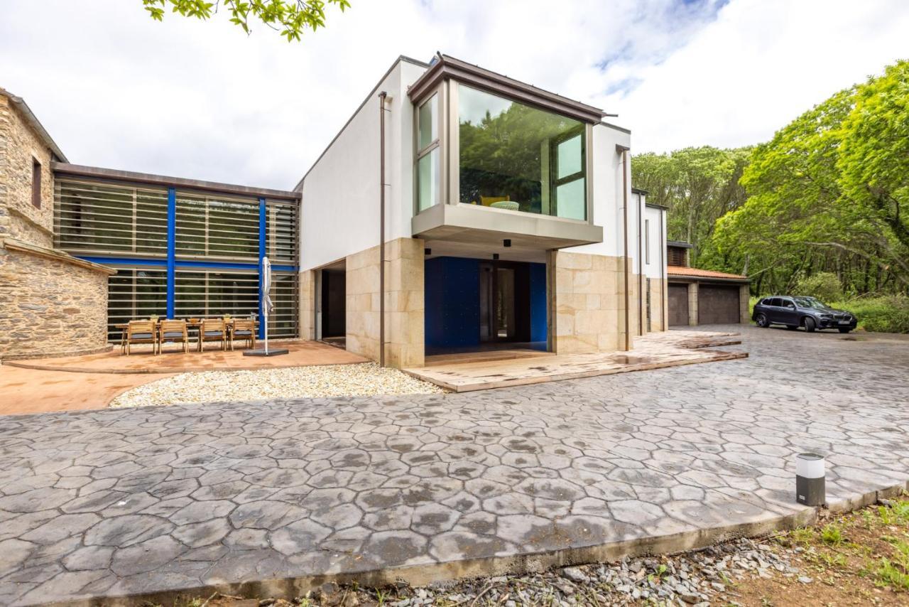 Gran casa rústica en Sigueiro Exterior foto