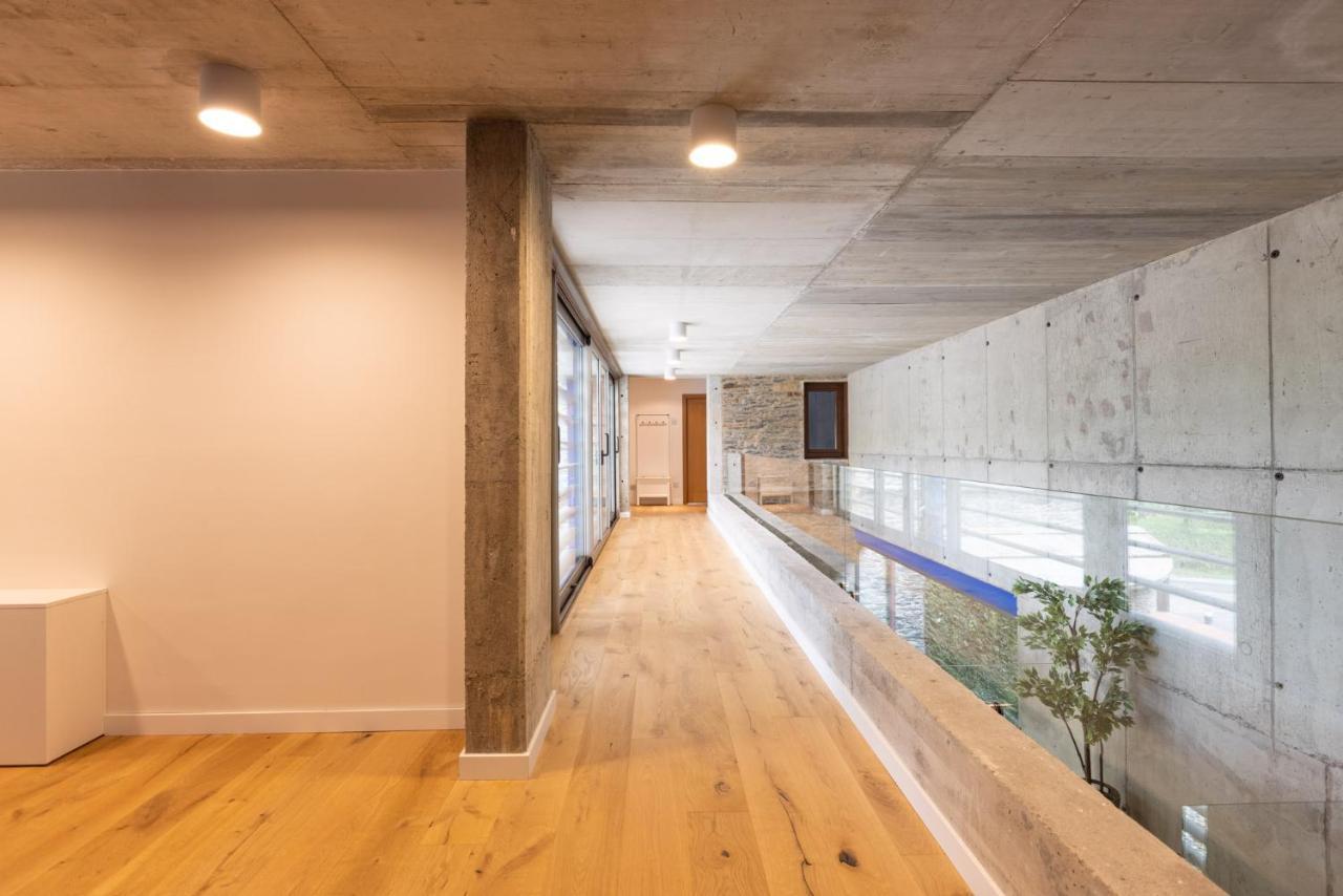 Gran casa rústica en Sigueiro Exterior foto